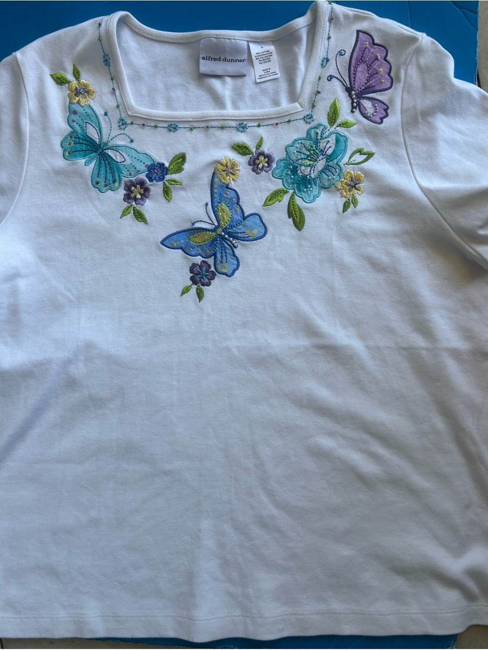 alfred dunner Woman' White Top with Butterfly Embroidery